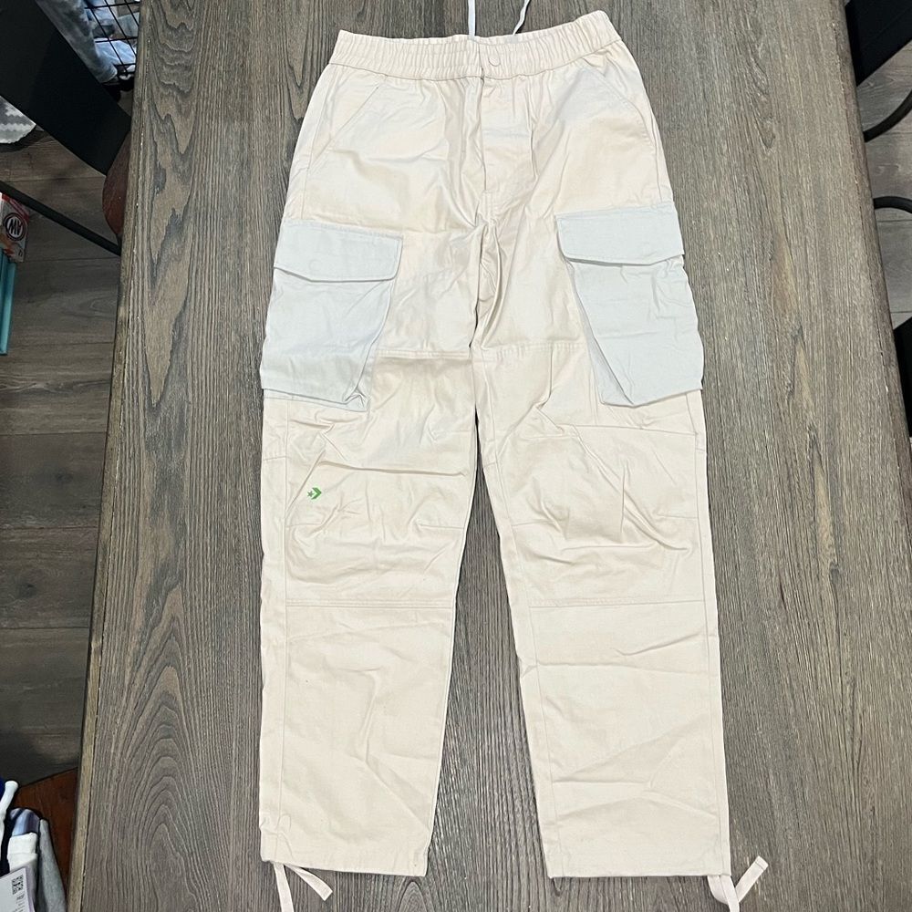 NWOT Converse Mens Cream White Cargo Jogger Pants Size M
